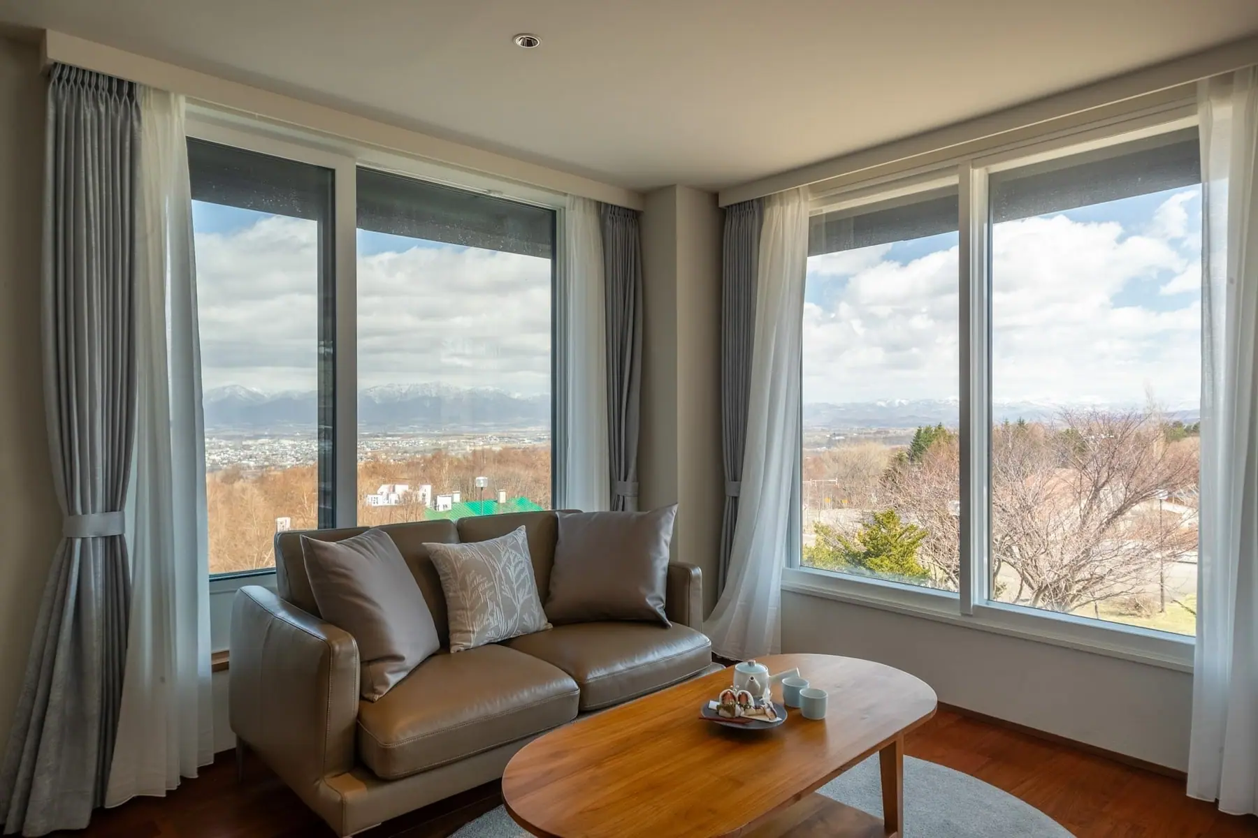 Highland Suite 4