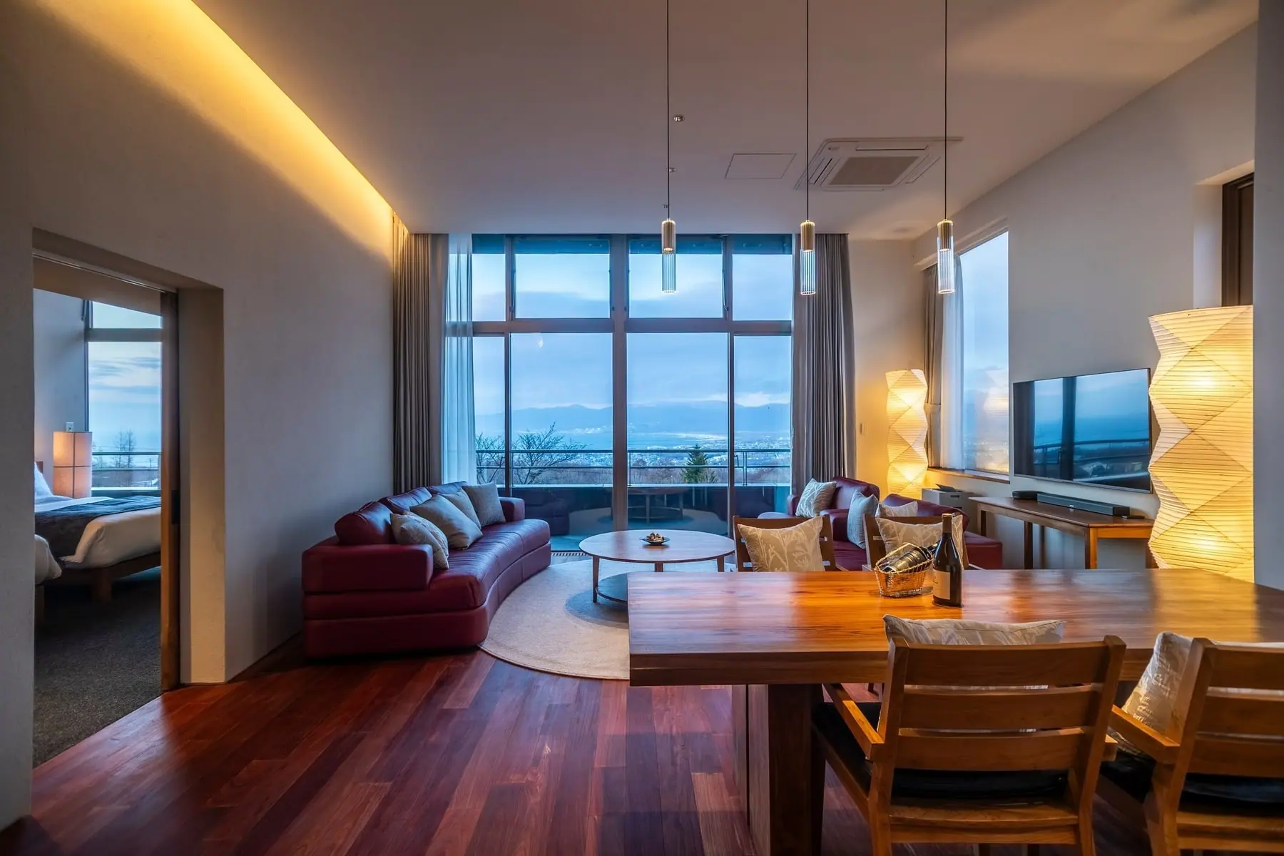 Seascape Suite 2